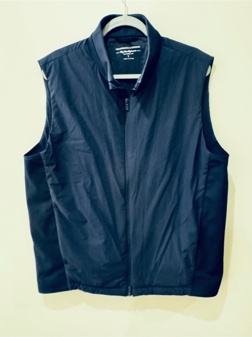 Holderness and Bourne Sz L Navy The Swenson Vest